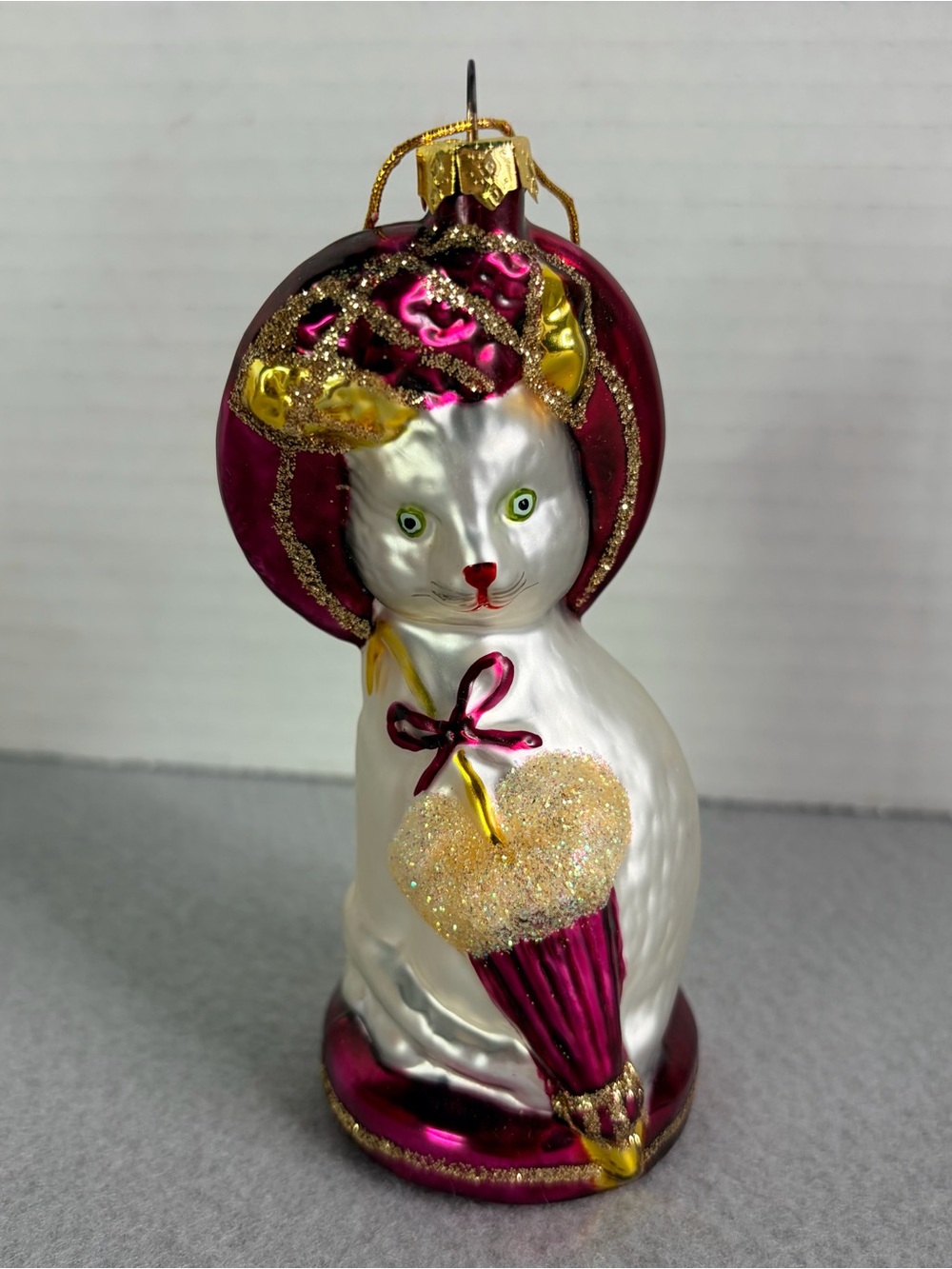 Vintage Blown Glass White Cat With Parasol And Fancy Hat Christmas Ornament